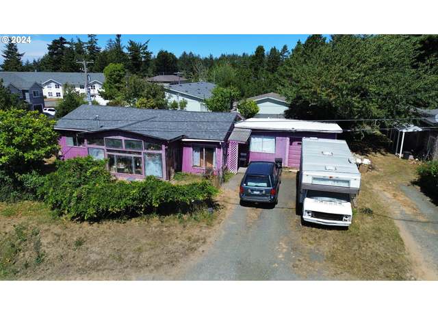 Property at 1616 Lund Ave, Coos Bay, OR 97420, 2 beds, 2 baths