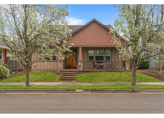 Property at 1703 Webb Lake Dr, Silverton, OR 97381, 3 beds, 2.5 baths