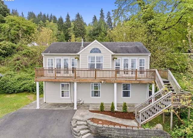 Property at 4841 Cedar St, Astoria, OR 97103, 4 beds, 2.5 baths