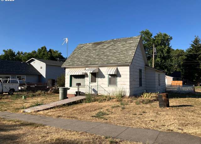 Property at 1209 Chestnut St, Milton-freewater, OR 97862, 2 beds, 1 bath