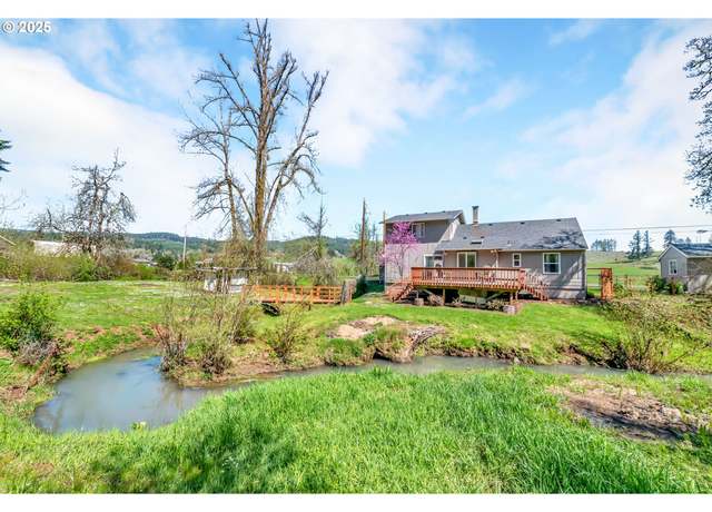 Property at 31296 Kenady Ln, Cottage Grove, OR 97424, 2 beds, 2 baths