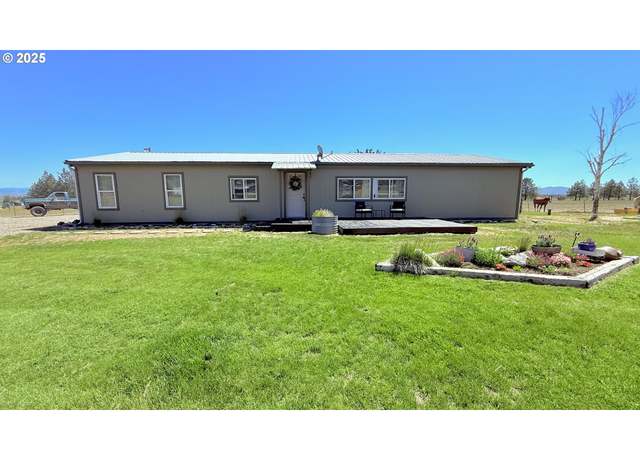 Property at 14486 Hunt Mountain Ln, Baker City, OR 97814, 3 beds, 2.5 baths