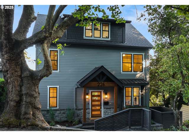 Property at 226 NW Macleay Blvd, Portland, OR 97210, 4 beds, 3.5 baths