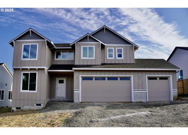 Property at 777 Riley Dr, Silverton, OR 97381, 5 beds, 3 baths