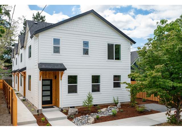 Property at 8356 NE Holladay St, Portland, OR 97220, 3 beds, 2.5 baths