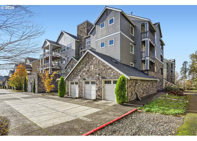 Property at 11529 SE Bateleur Way Unit C8, Happy Valley, OR 97086, 2 beds, 2 baths