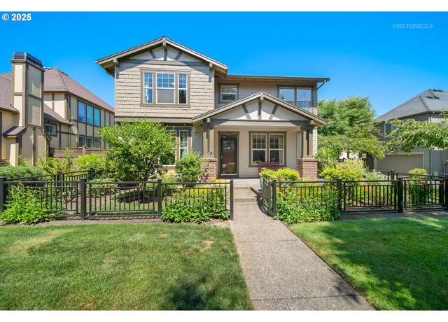 Property at 11965 SW Lausanne St, Wilsonville, OR 97070, 4 beds, 3 baths
