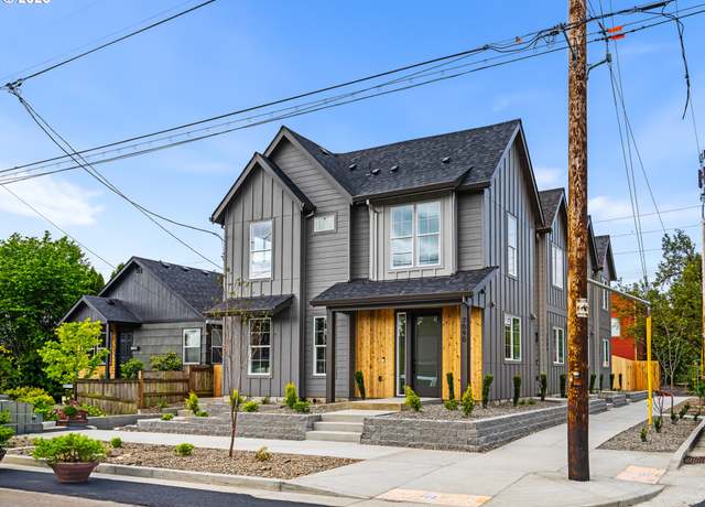 Property at 7582 N Alma Ave #4, Portland, OR 97203, 2 beds, 2.5 baths