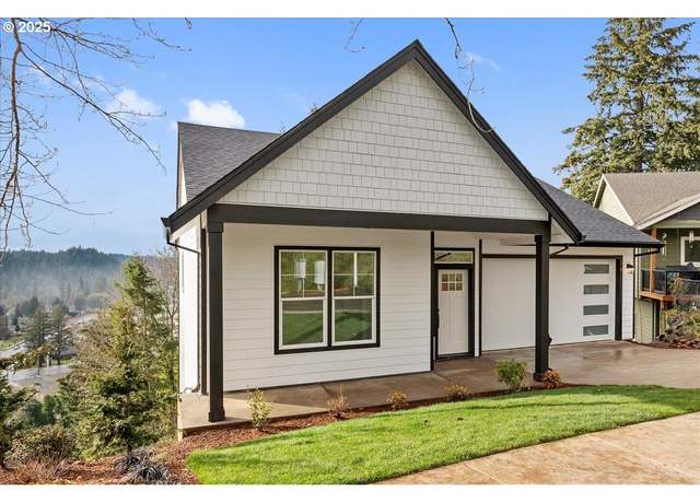Property at 737 SE Forest Glen Rd, Estacada, OR 97023, 4 beds, 3 baths