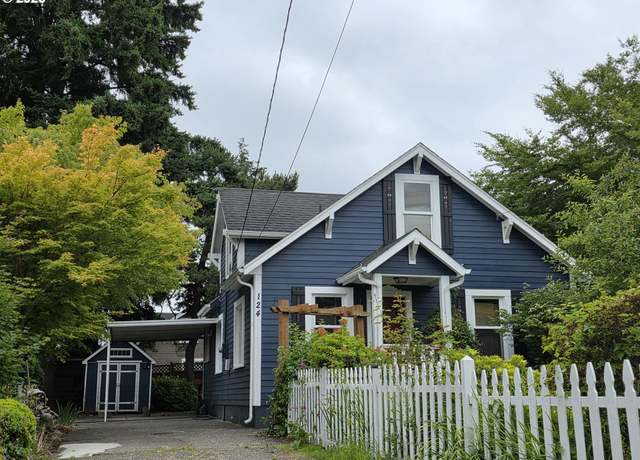 Property at 124 NW 18th Ave, Camas, WA 98607, 3 beds, 2 baths
