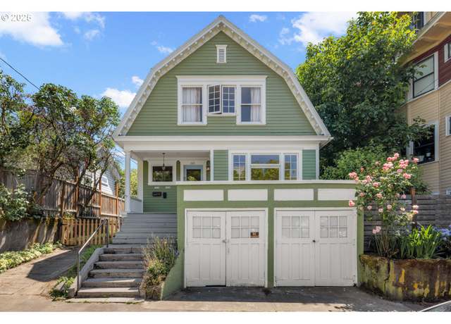 Property at 1316 SE Ash St, Portland, OR 97214, 3 beds, 3 baths