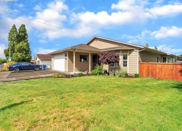 Property at 782 45th Ave, Salem, OR 97301, 3 beds, 2 baths