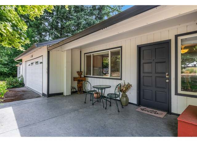 Property at 17100 S Forsythe Rd, Oregon City, OR 97045, 4 beds, 2 baths