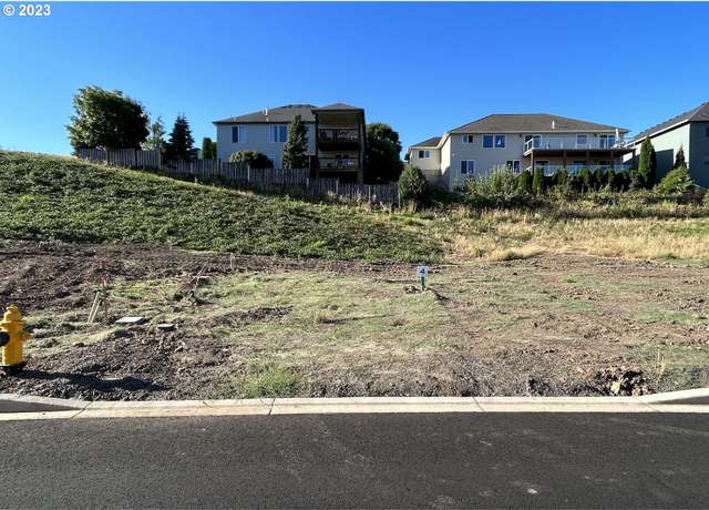 Property at 2727 NW Pinehurst Dr #04, Mcminnville, OR 97128