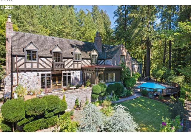Property at 10930 SW Walker Rd, Beaverton, OR 97005, 6 beds, 4.5 baths