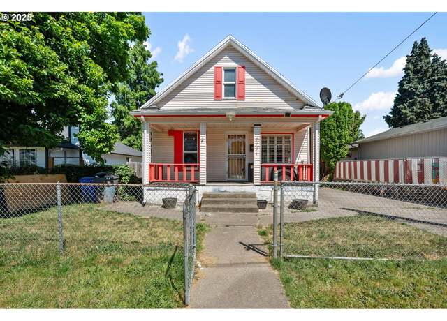Property at 9734 N Exeter Ave, Portland, OR 97203, 3 beds, 1 bath
