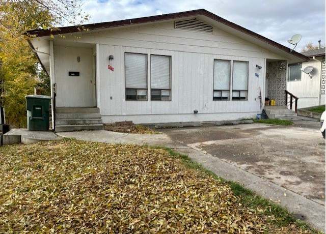 Property at 219/221 NW 13th St, Pendleton, OR 97801, 6 beds, 4 baths