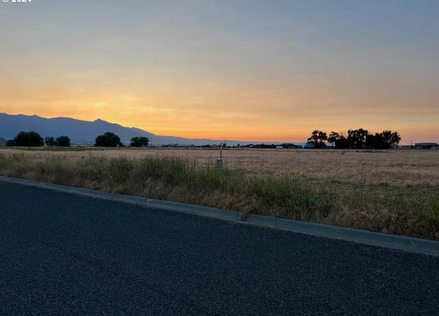 Property at 3 E St, Baker City, OR 97814