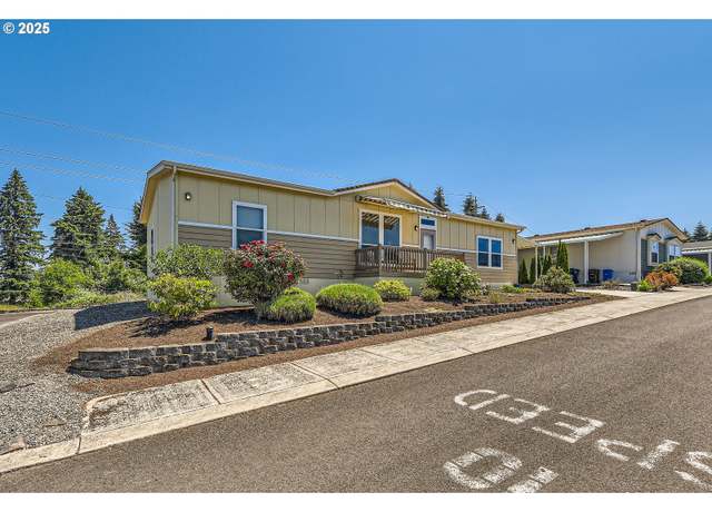 Property at 18248 S Theresa Ln, Oregon City, OR 97045, 3 beds, 2 baths