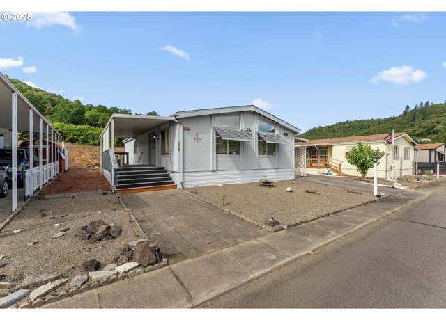 Property at 1006 Shadow Ranch Ln, Roseburg, OR 97470, 2 beds, 2 baths