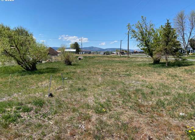 Property at 465 D St, North Powder, OR 97867