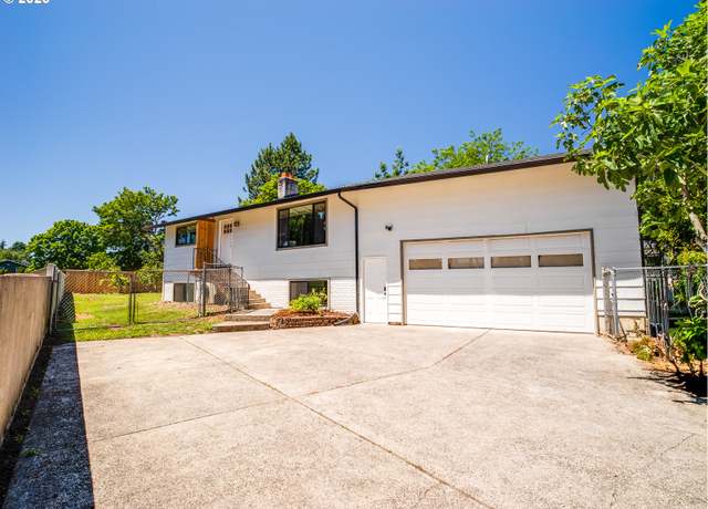 Property at 4123 SE 136th Ave, Portland, OR 97236, 5 beds, 3 baths