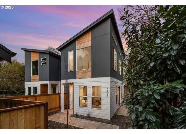 Property at 4438 SE Henry St, Portland, OR 97206, 2 beds, 2 baths