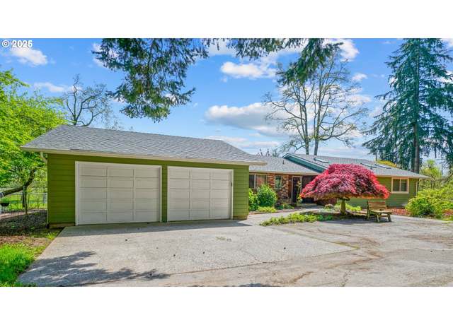 Property at 8690 Aumsville Hwy, Salem, OR 97317, 3 beds, 2 baths