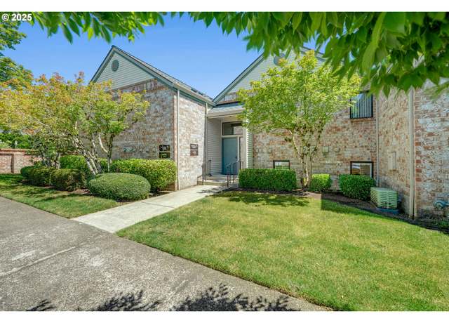 Property at 16146 SW 130th Ter #2, Portland, OR 97224, 2 beds, 2 baths