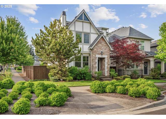 Property at 29034 W 29034 Costa Cir, Wilsonville, OR 97070, 3 beds, 2.5 baths