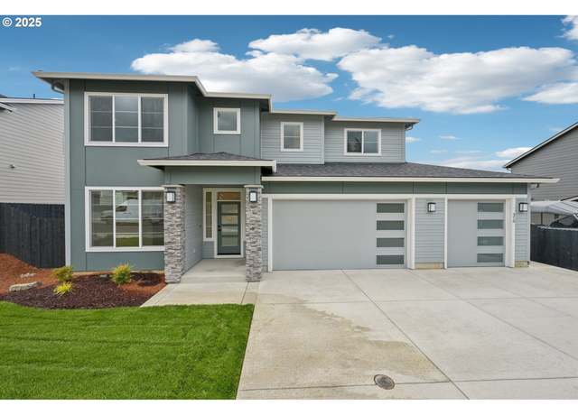 Property at 310 W 20th Way, La Center, WA 98629, 5 beds, 2.5 baths