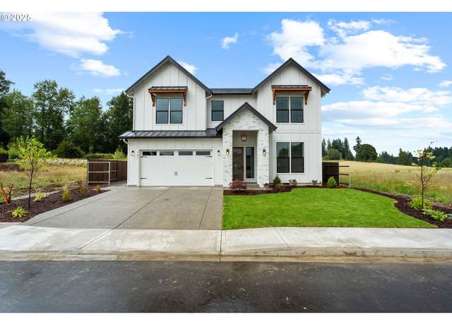 Property at 141 SE 24th Ave, La Center, WA 98629, 5 beds, 2.5 baths