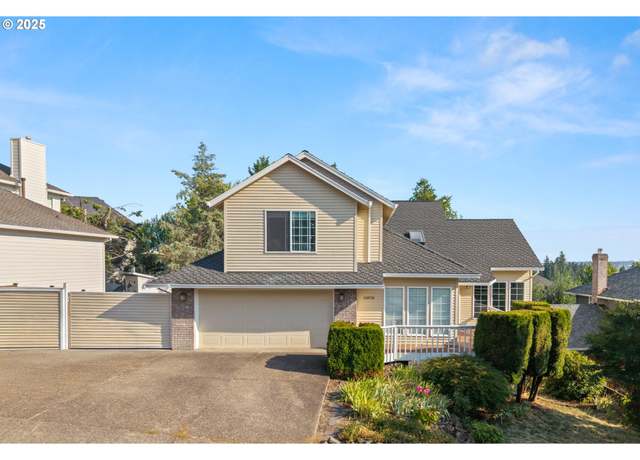 Property at 15970 SW Barrington Ter, Portland, OR 97224, 6 beds, 3.5 baths