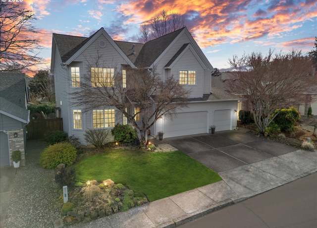 Property at 11832 SW 126th Pl, Portland, OR 97223, 4 beds, 2.5 baths