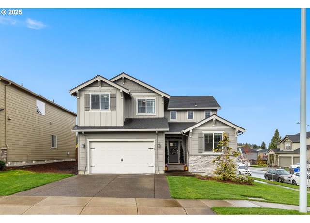Property at 2611 SE Kane Ave, Gresham, OR 97080, 4 beds, 3 baths