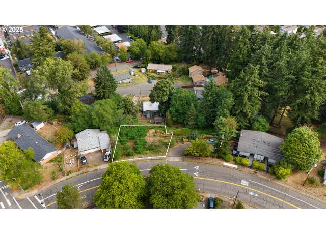Property at 2902 E Mcloughlin Blvd, Vancouver, WA 98661