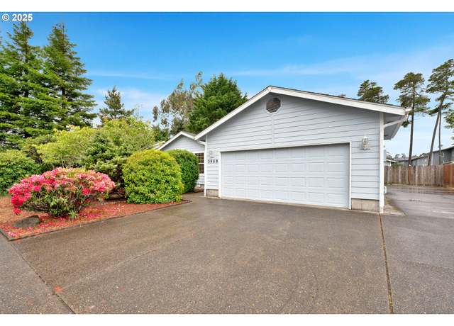 Property at 3909 Spruce St, Florence, OR 97439, 3 beds, 2 baths