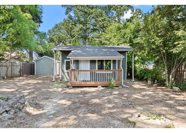 Property at 1925 4th St, Salem, OR 97301, 1 bed, 1 bath