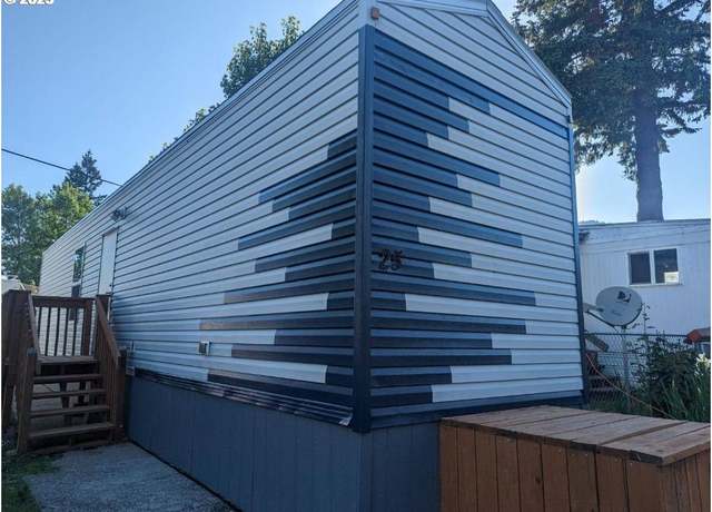 Property at 334 E 5th Ave, Riddle, OR 97469, 1 bed, 1 bath
