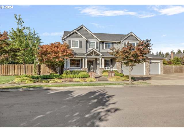 Property at 1409 S Maple St, Canby, OR 97013, 4 beds, 3 baths