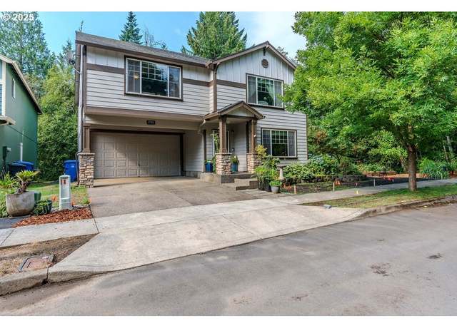 Property at 37702 Hamilton Ridge Dr, Sandy, OR 97055, 4 beds, 2.5 baths