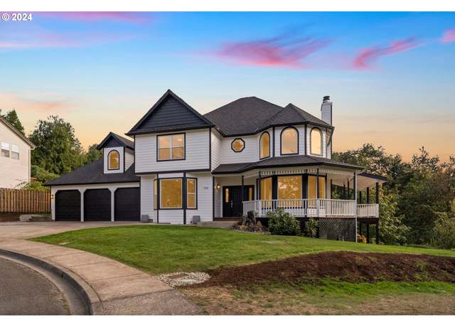 Property at 2724 NW 28th Cir, Camas, WA 98607, 4 beds, 2.5 baths