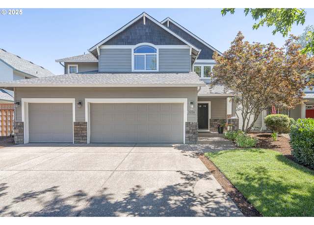 Property at 3226 N Antonia Way, Newberg, OR 97132, 5 beds, 2.5 baths