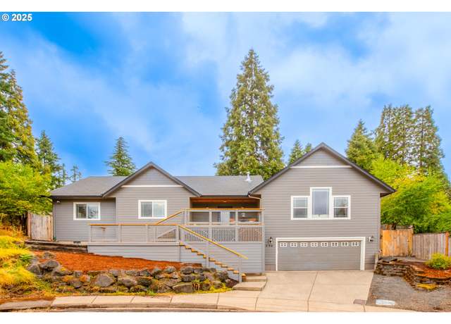 Property at 296 S 68th Ct, Springfield, OR 97478, 5 beds, 3 baths