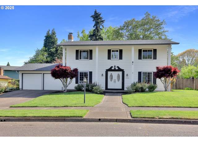 Property at 1925 Coventry Way, Eugene, OR 97405, 4 beds, 2.5 baths