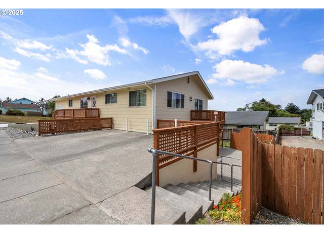Property at 749 1st St, Brookings, OR 97415, 6 beds, 3 baths