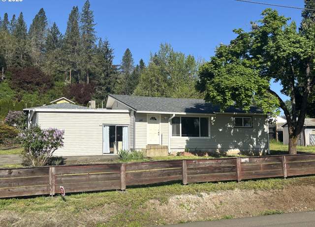 Property at 540 SE Ramp St, Roseburg, OR 97470, 3 beds, 1 bath