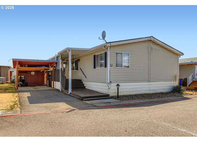 Property at 20248 Highway 213, Oregon City, OR 97045, 3 beds, 2 baths