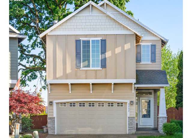 Property at 3232 Journeay Ct, West Linn, OR 97068, 3 beds, 2.5 baths