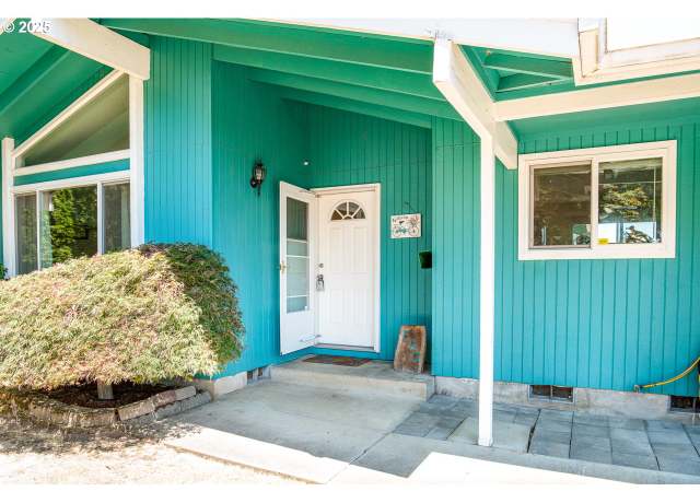 Property at 533 53rd St, Springfield, OR 97478, 3 beds, 1 bath